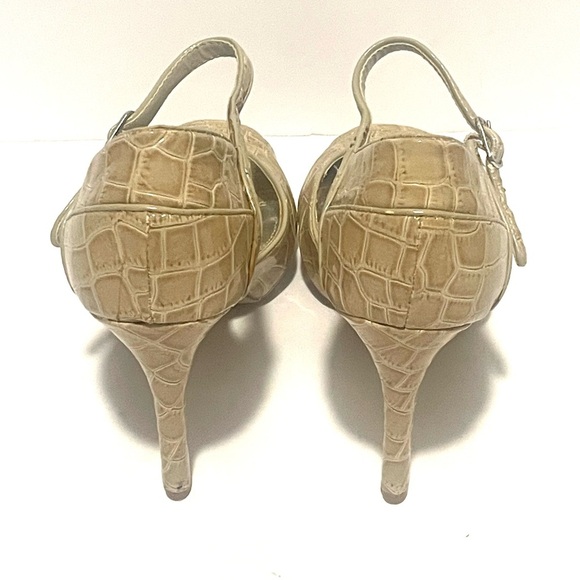 White House Black Market Textured Beige Heels - Picture 4 of 5